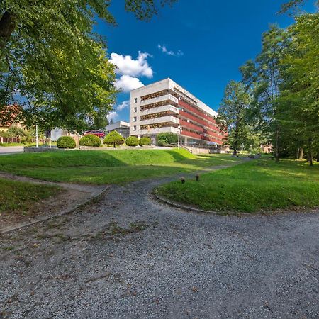 Aparthotel Jubilat Lądek-Zdrój Exteriér fotografie